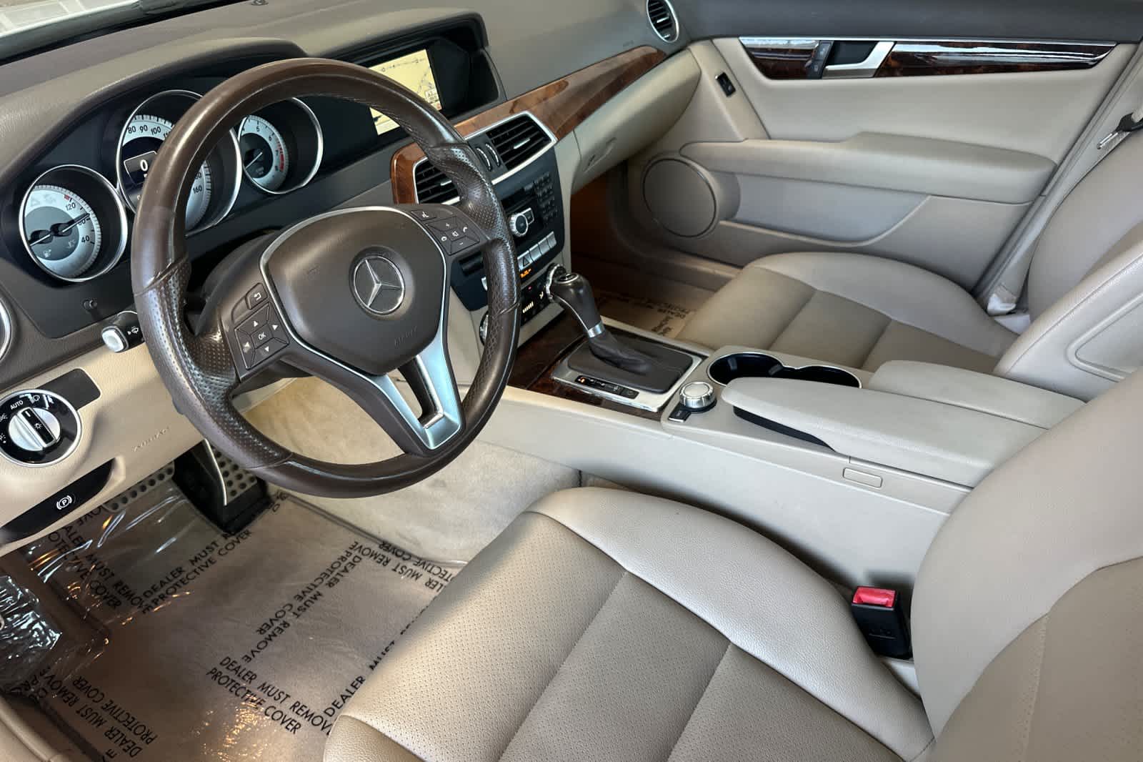 Thumbnail: 2014 Mercedes-Benz C-Class - 11