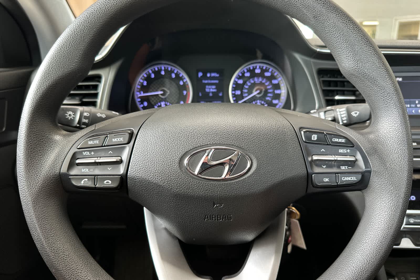 Thumbnail: 2020 Hyundai Elantra - 22