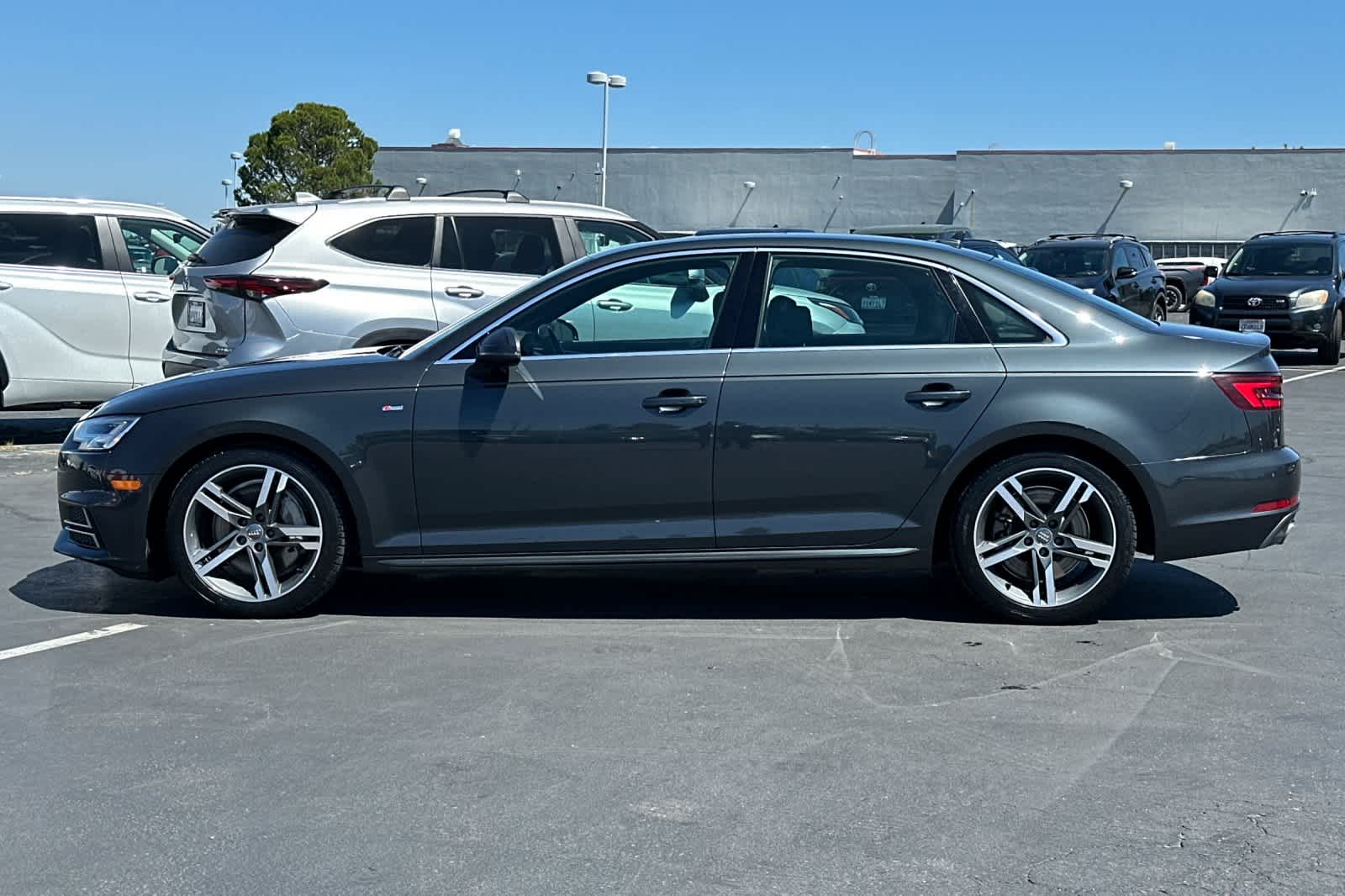 Thumbnail: 2018 Audi A4 - 9