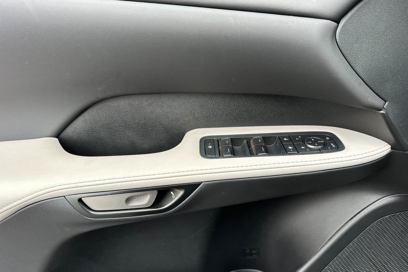 Thumbnail: 2025 Lexus RX - 12