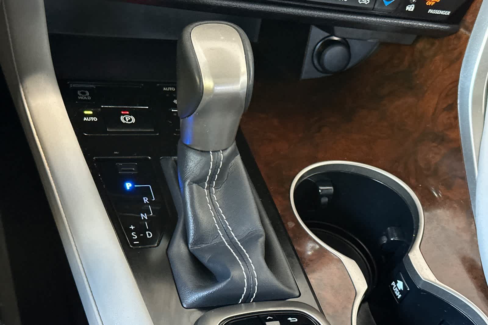 Thumbnail: 2019 Lexus RX - 24