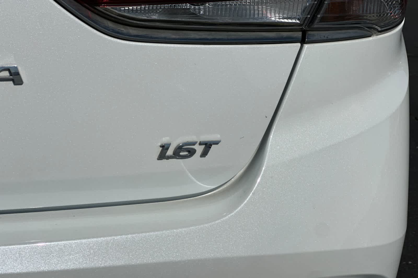Thumbnail: 2018 Hyundai Sonata - 29