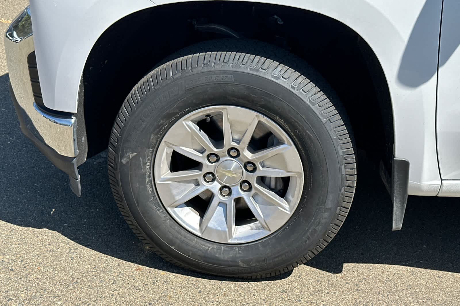 Thumbnail: 2019 Chevrolet Silverado 1500 - 21