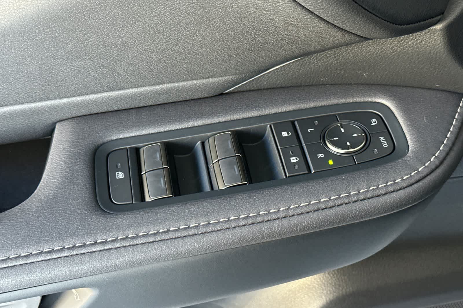 Thumbnail: 2026 Lexus TX - 13