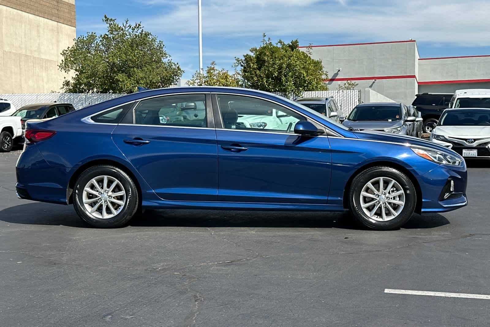 Thumbnail: 2018 Hyundai Sonata - 6