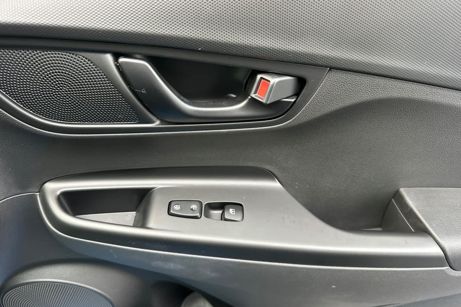 Thumbnail: 2022 Hyundai Kona - 18