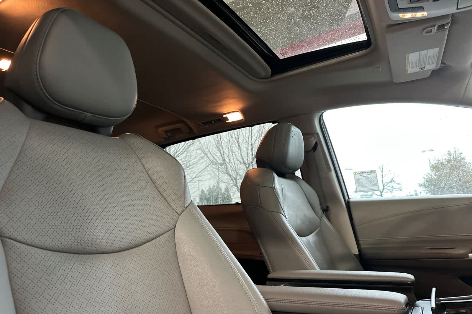 Thumbnail: 2022 Toyota Sienna - 18