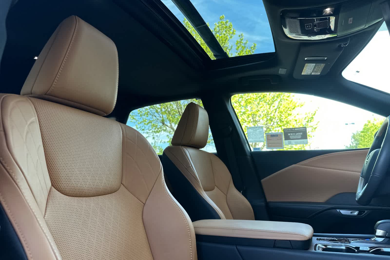 Thumbnail: 2025 Lexus RX - 18