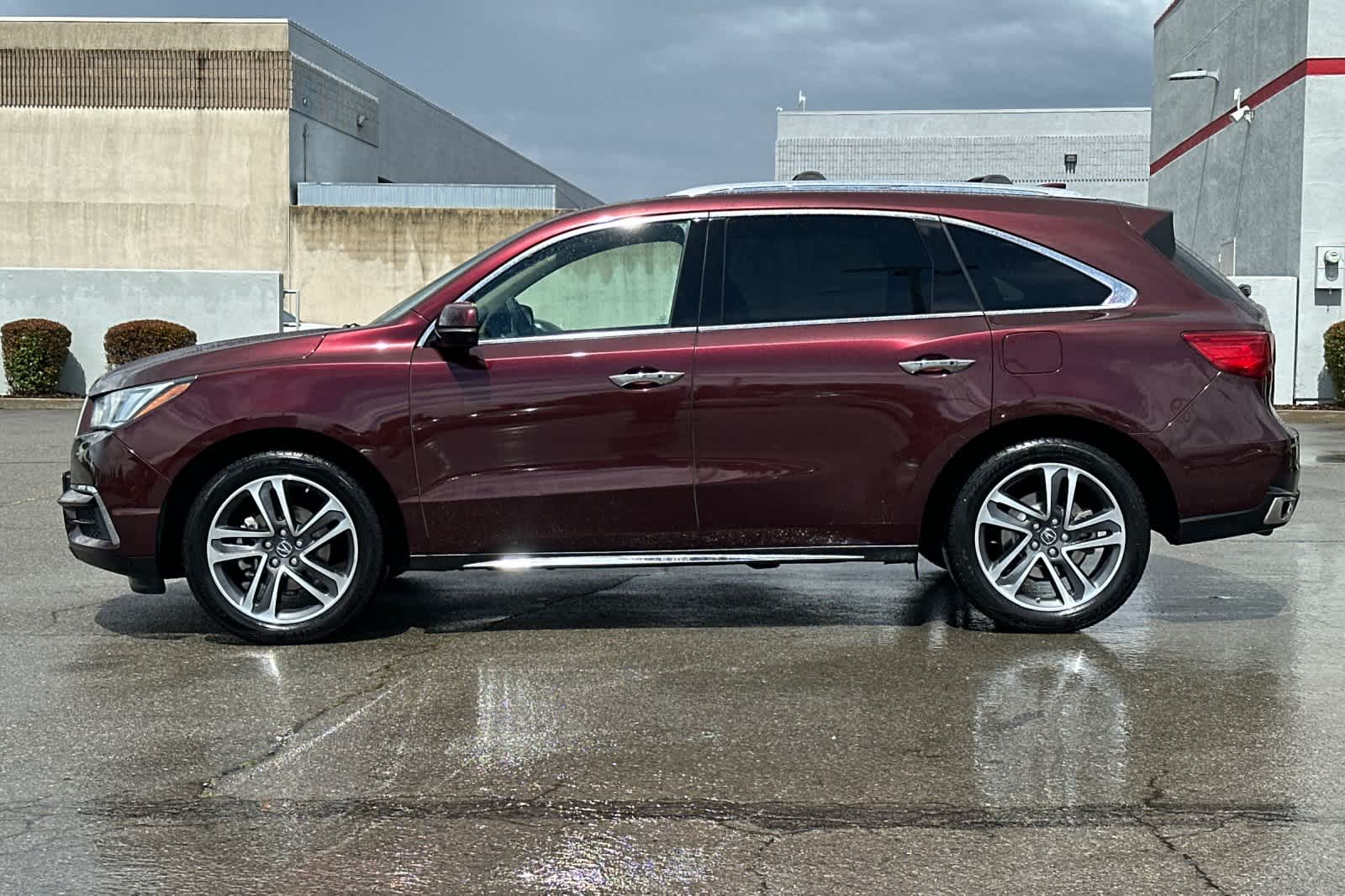 Thumbnail: 2017 Acura MDX - 9