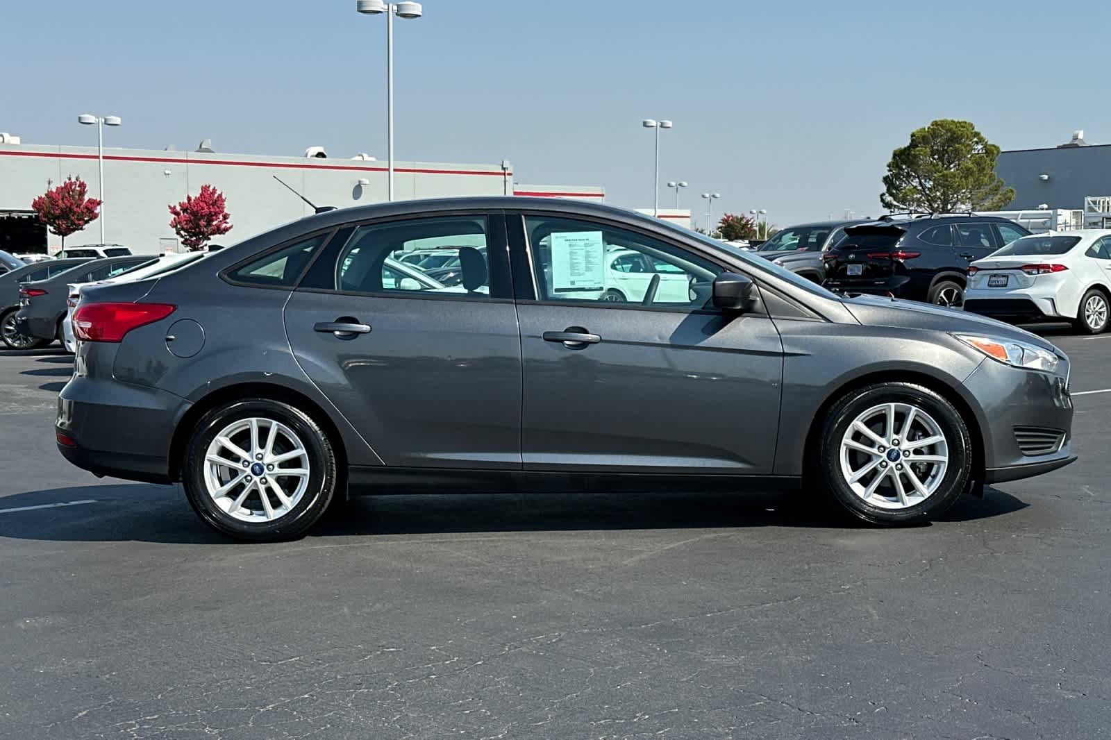 Thumbnail: 2018 Ford Focus - 6