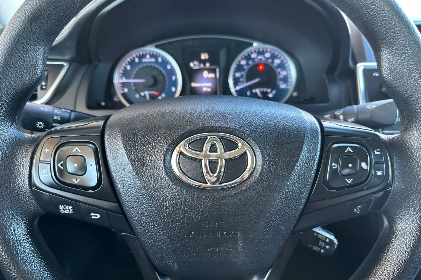 Thumbnail: 2016 Toyota Camry - 22