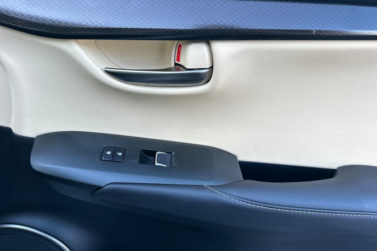 Thumbnail: 2019 Lexus NX - 19