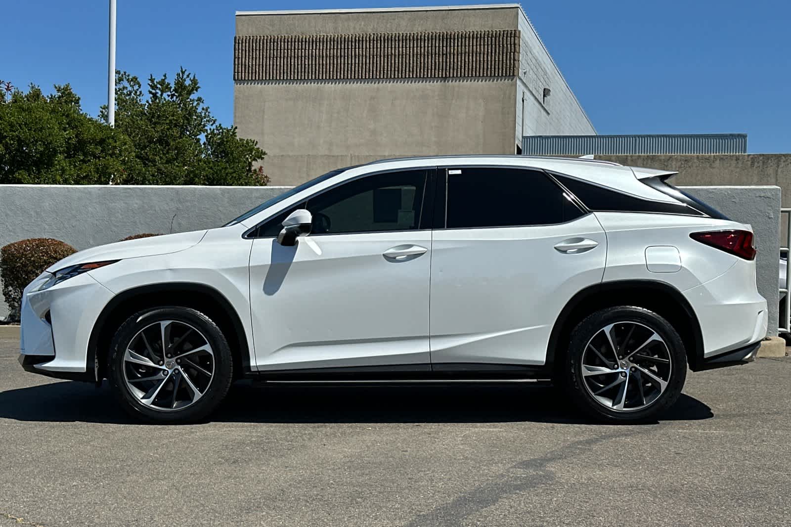 Thumbnail: 2016 Lexus RX - 9