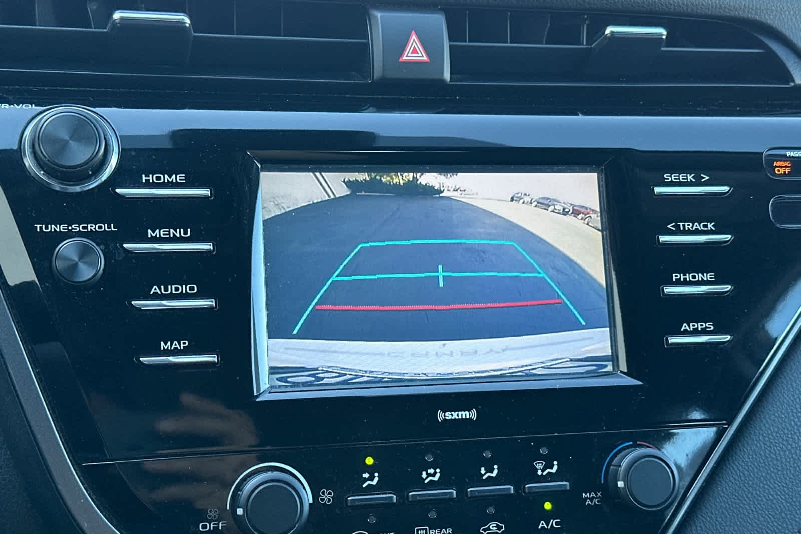 Thumbnail: 2020 Toyota Camry - 20