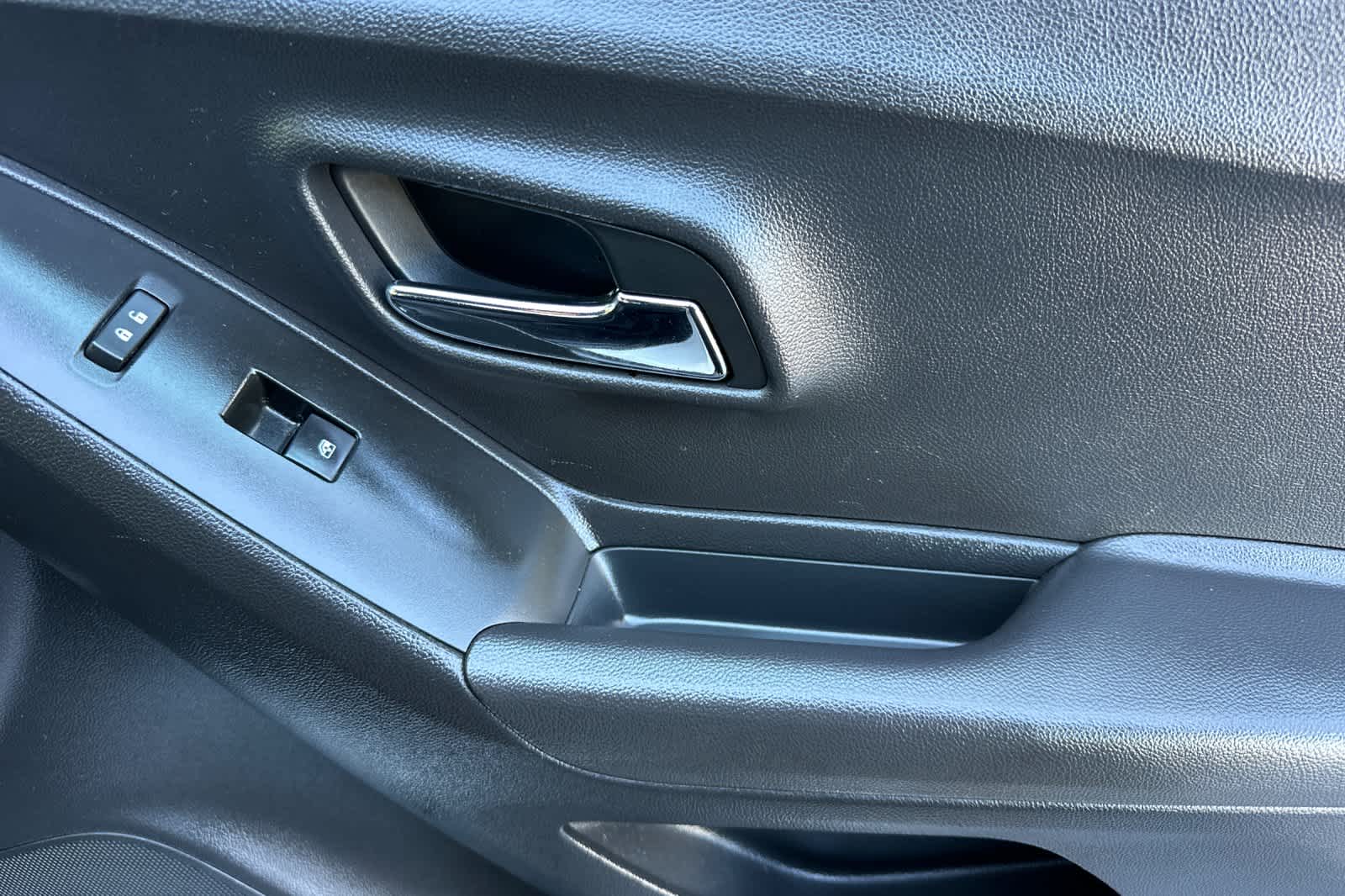 Thumbnail: 2019 Chevrolet Trax - 18