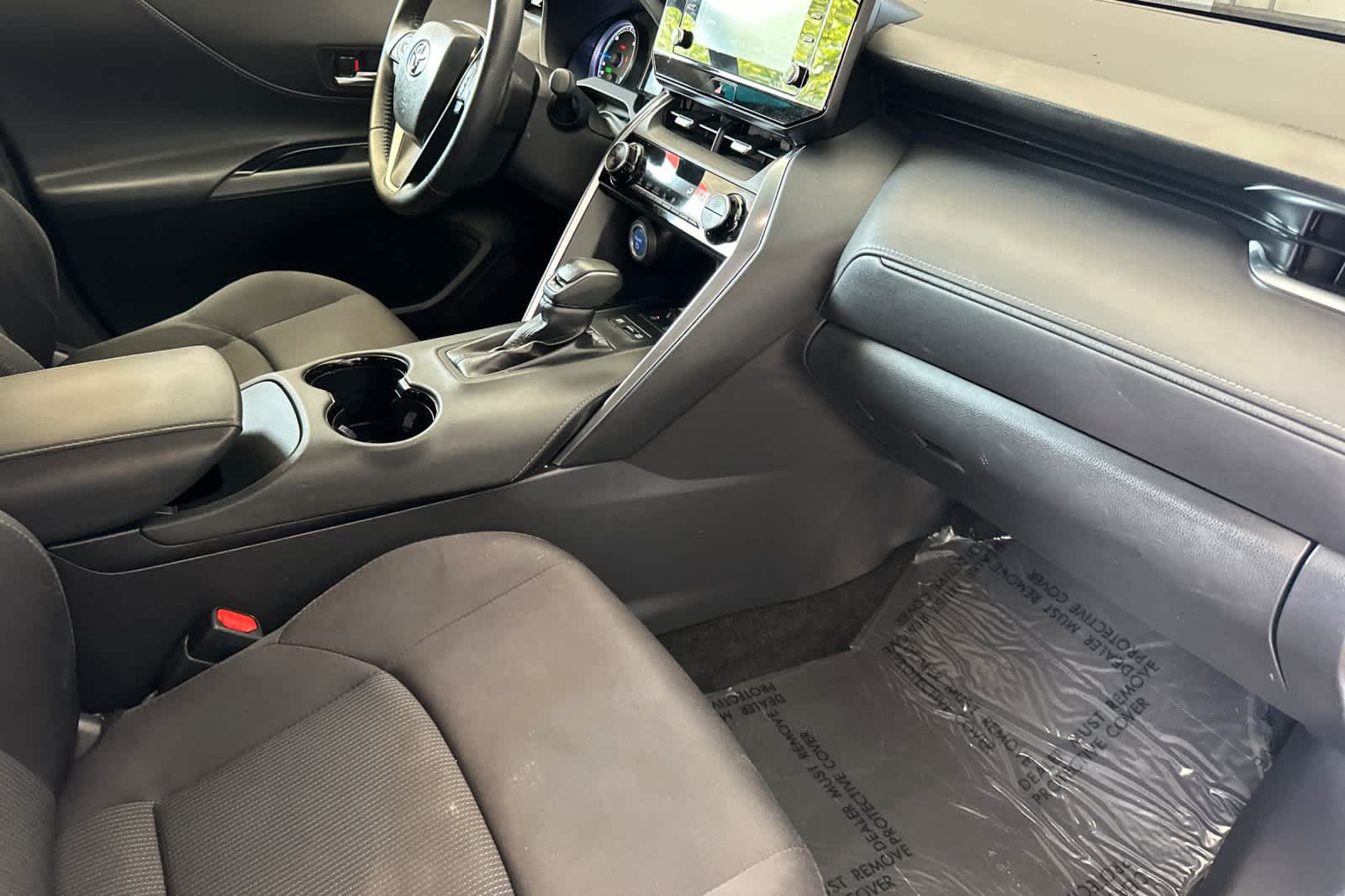 Thumbnail: 2021 Toyota Venza - 17