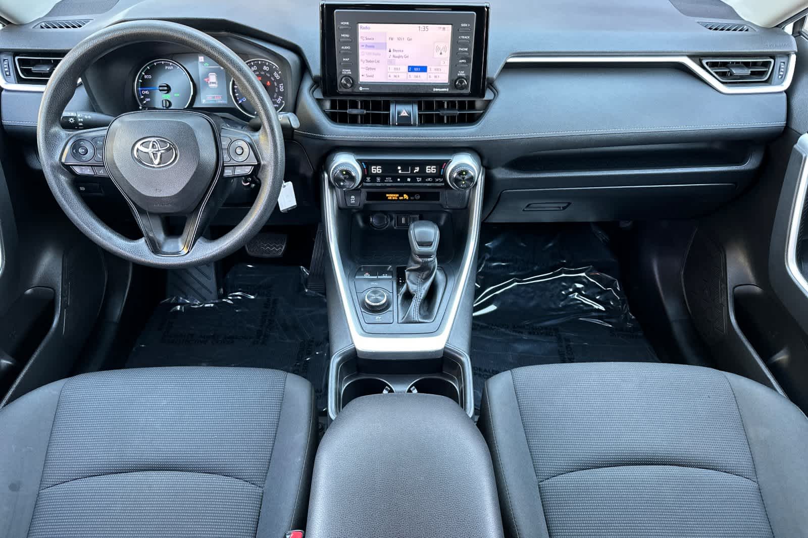 Thumbnail: 2020 Toyota RAV4 - 3