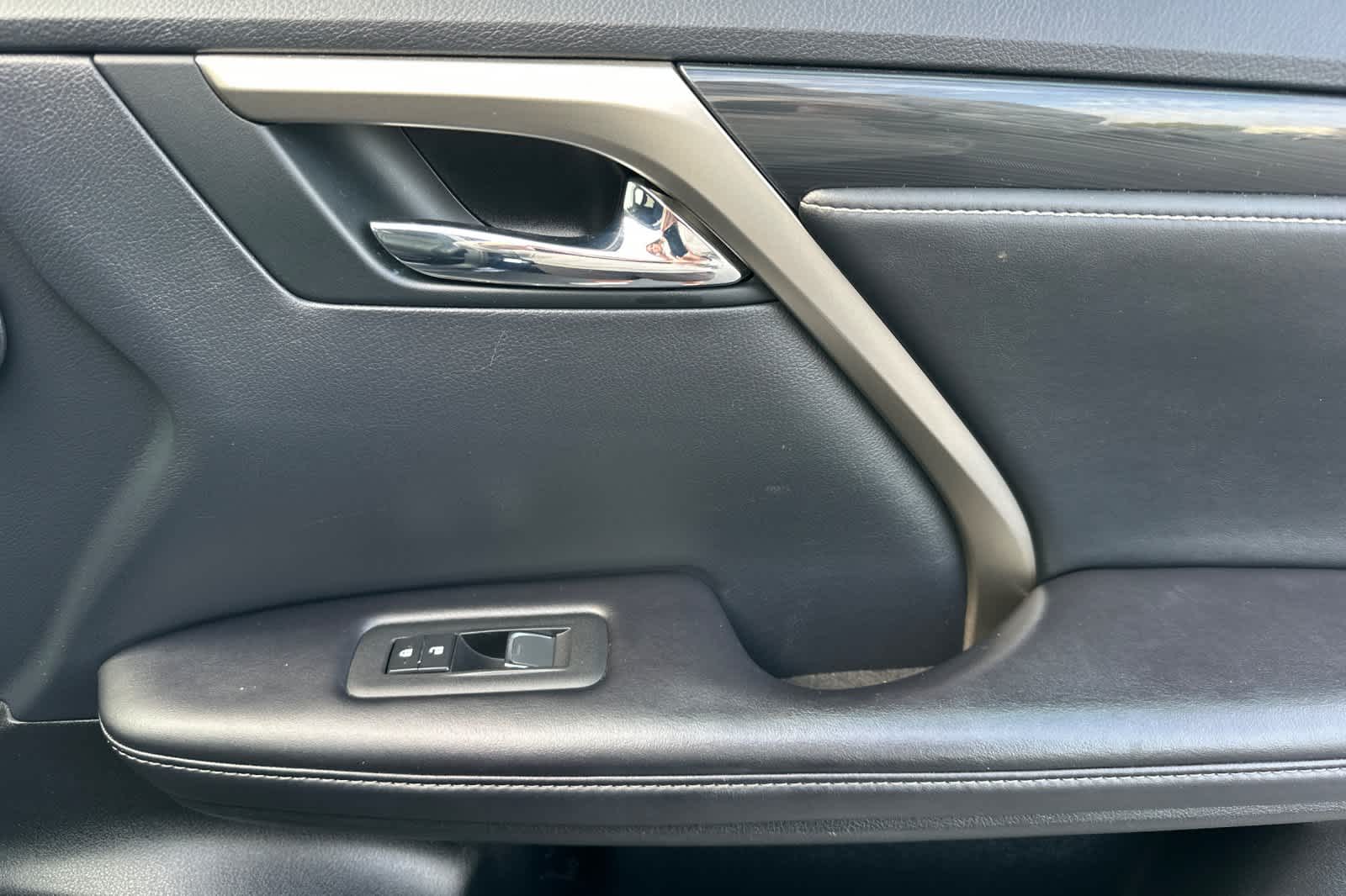 Thumbnail: 2021 Lexus RX - 19