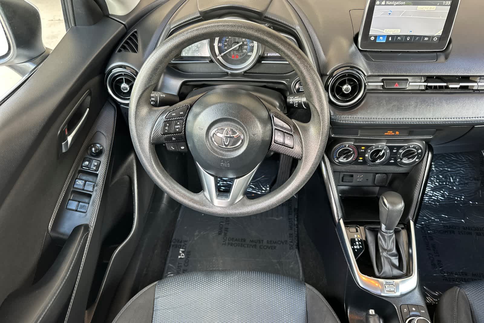 Thumbnail: 2018 Toyota Yaris iA - 14
