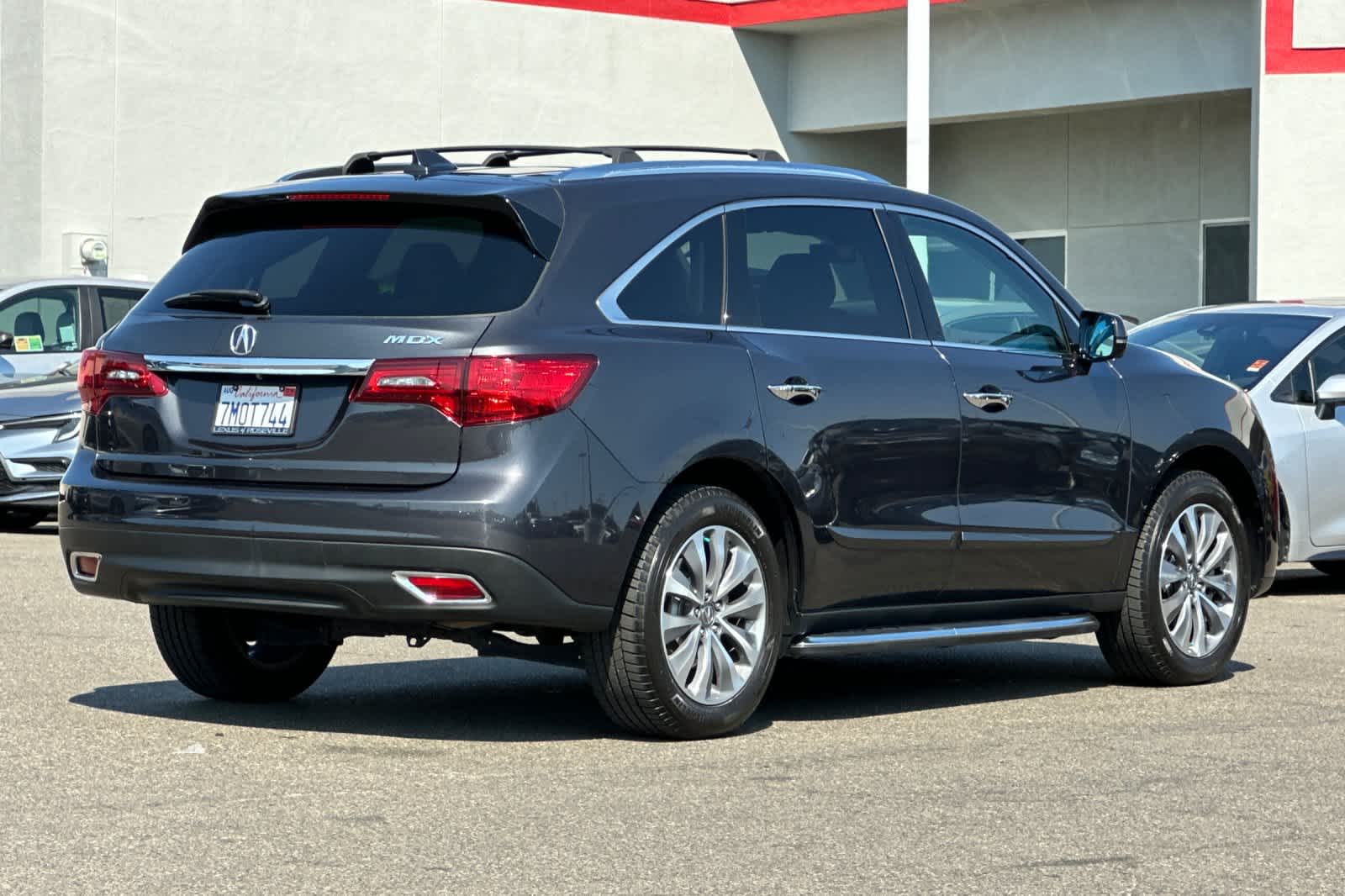 Thumbnail: 2016 Acura MDX - 2