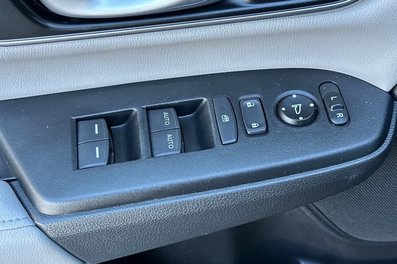 Thumbnail: 2021 Honda CR-V - 13