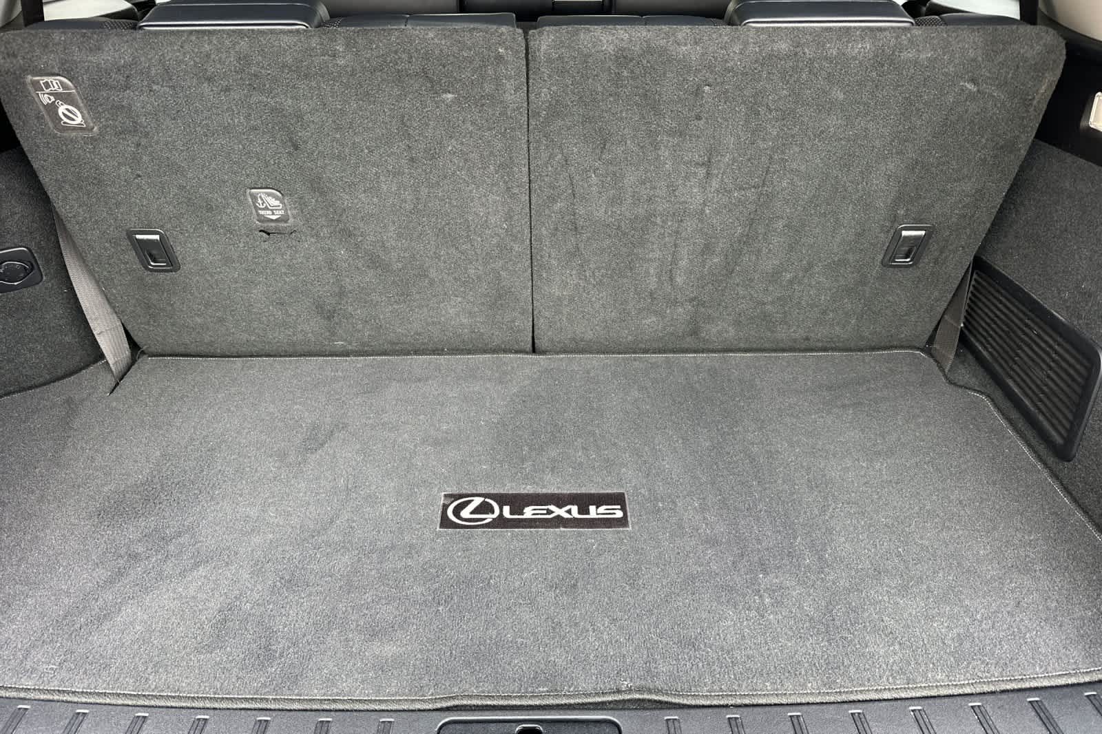 Thumbnail: 2019 Lexus RX - 17