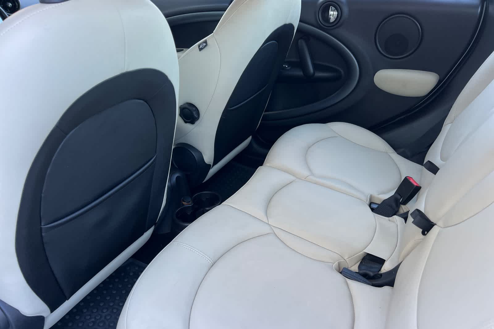 Thumbnail: 2014 MINI Cooper Countryman - 4