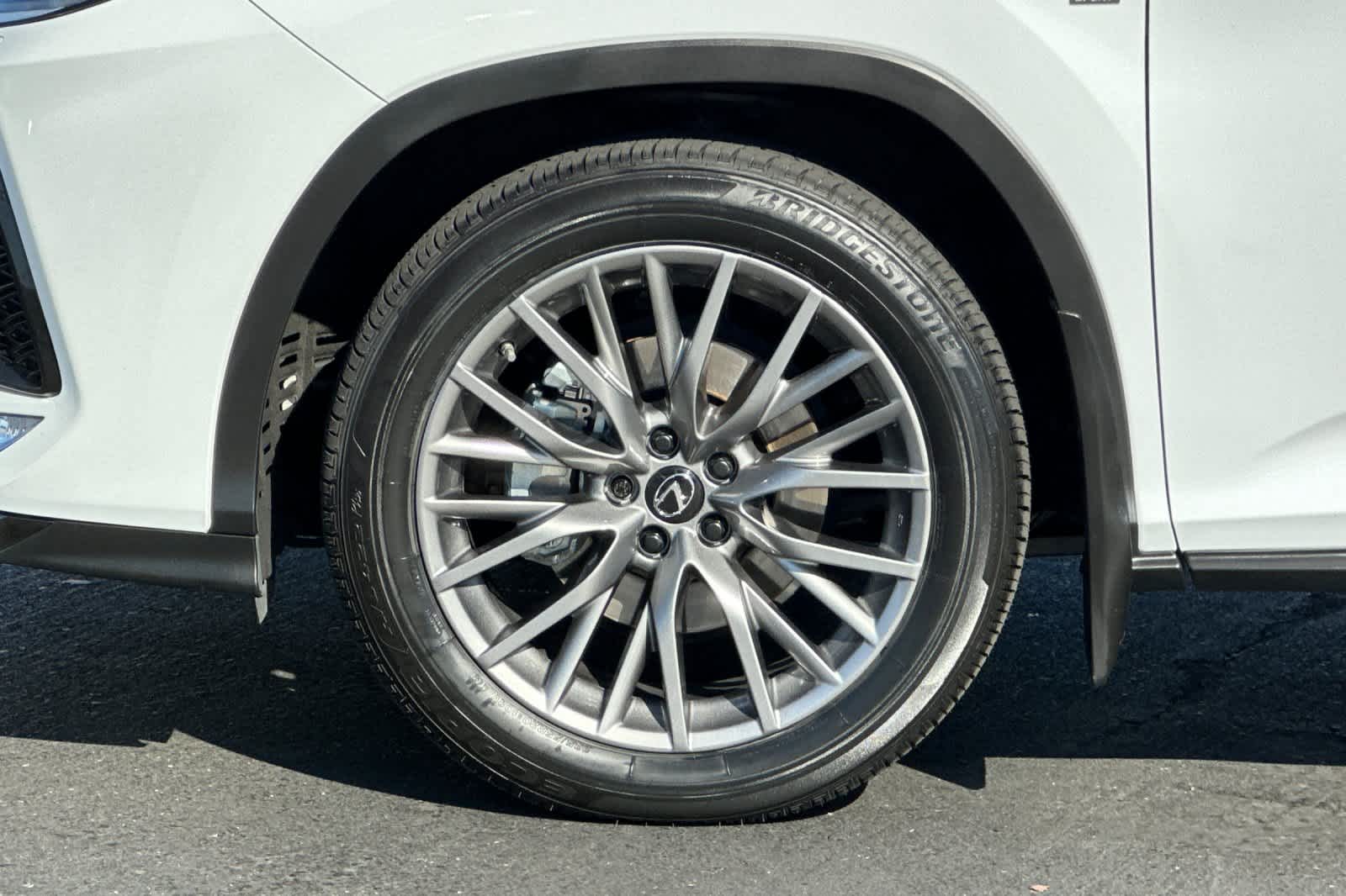 Thumbnail: 2022 Lexus RX - 32