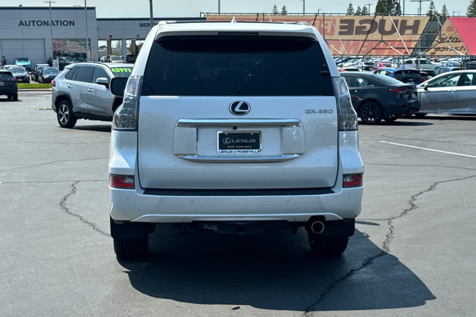 Thumbnail: 2023 Lexus GX - 8