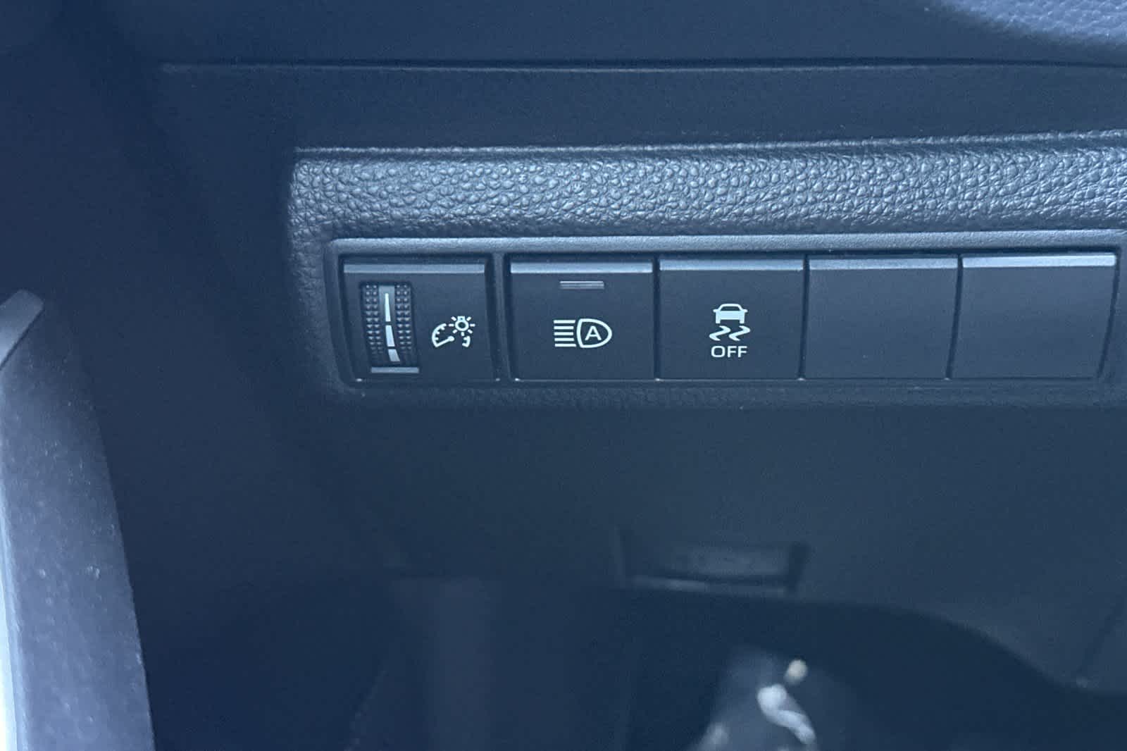 Thumbnail: 2023 Toyota Corolla - 28