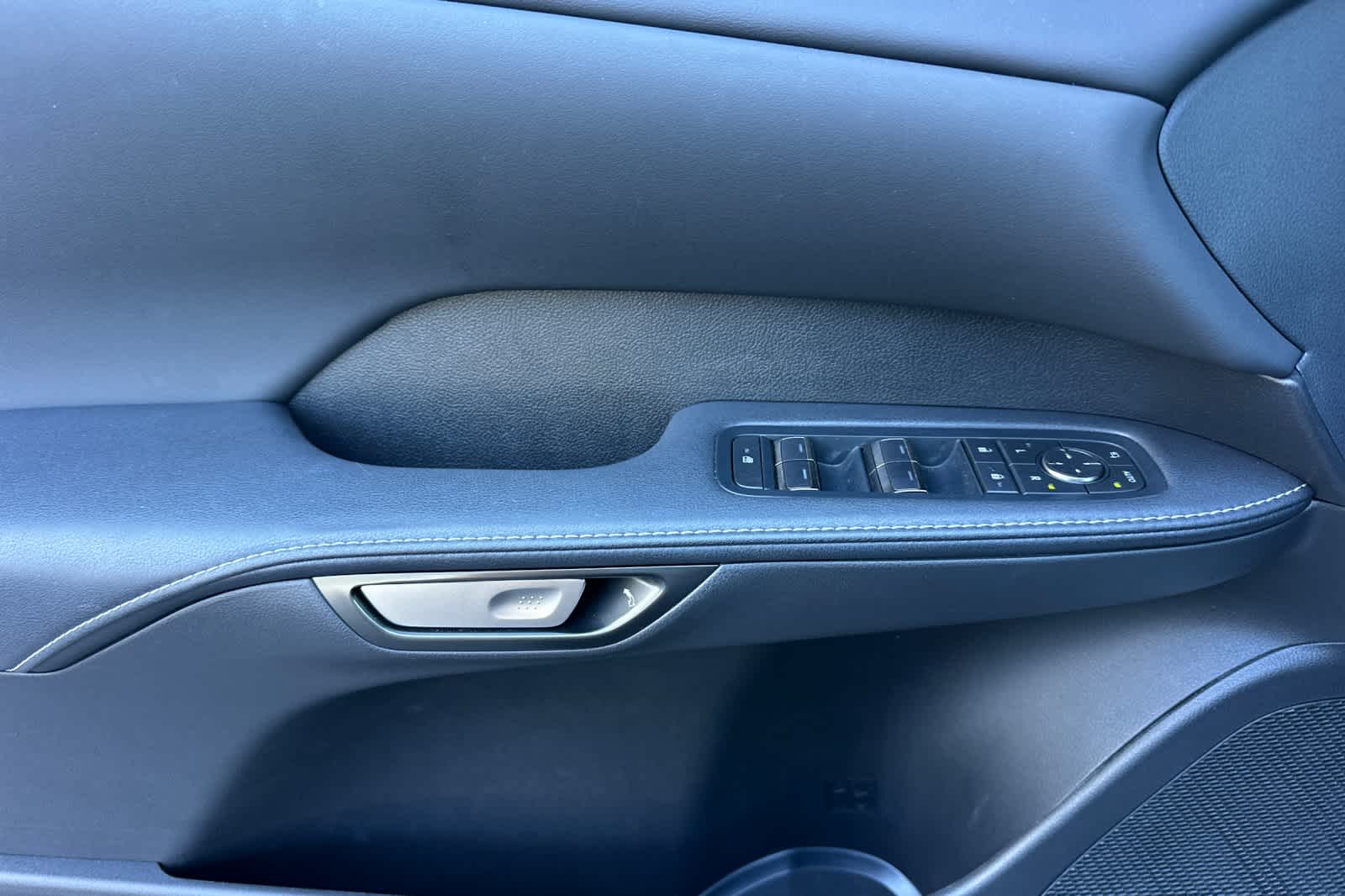 Thumbnail: 2025 Lexus RX - 12