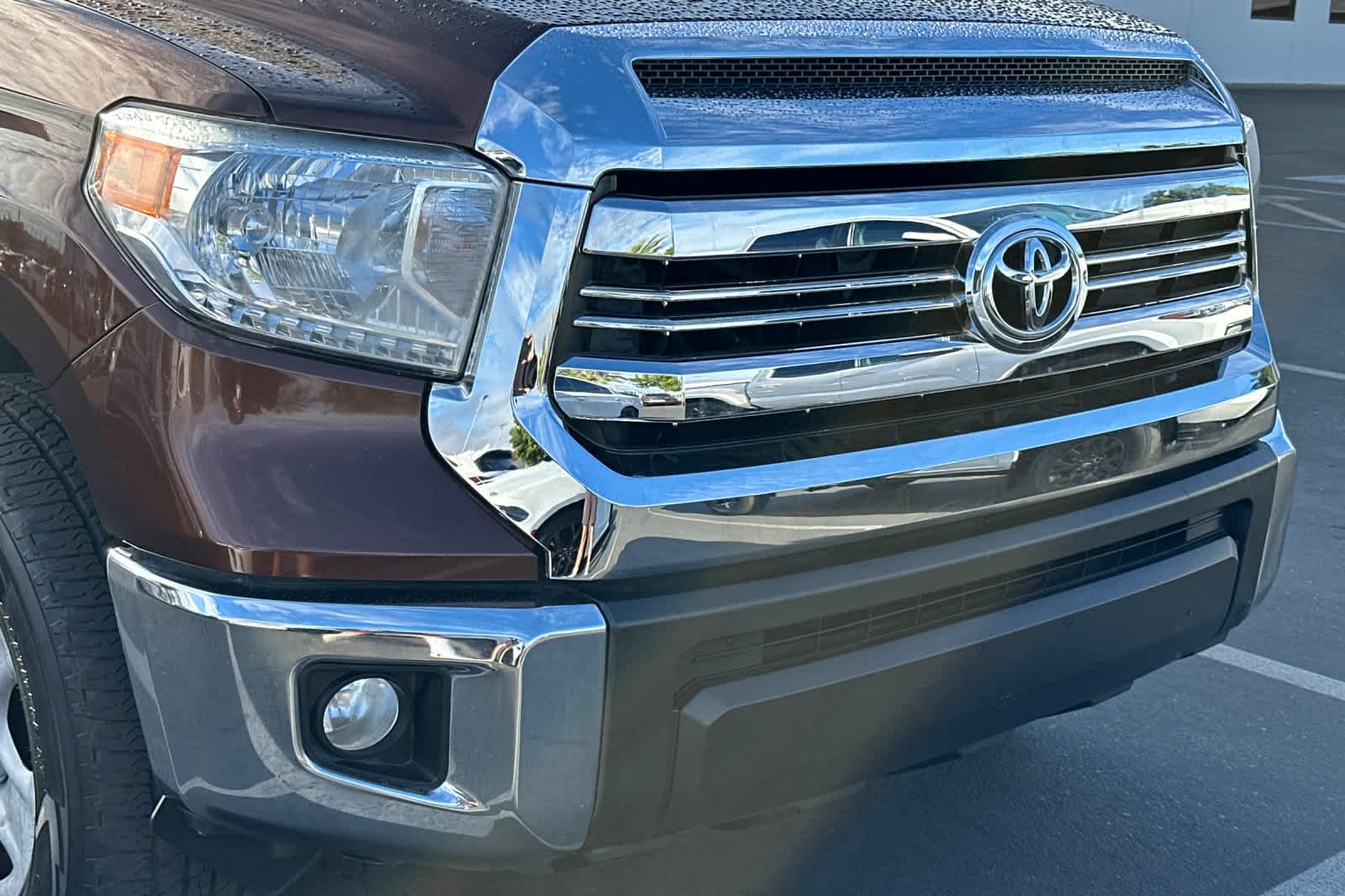 Thumbnail: 2016 Toyota Tundra - 9