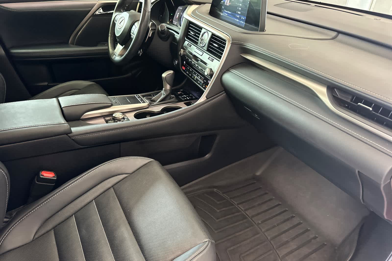 Thumbnail: 2021 Lexus RX - 17