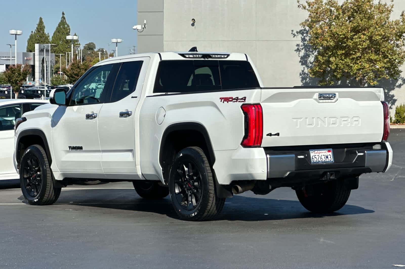 Thumbnail: 2022 Toyota Tundra - 7
