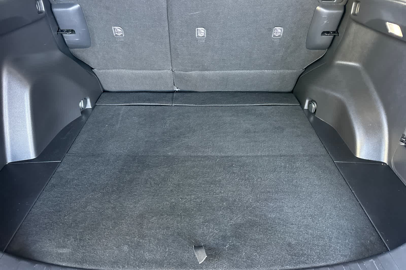 Thumbnail: 2022 Toyota RAV4 - 16