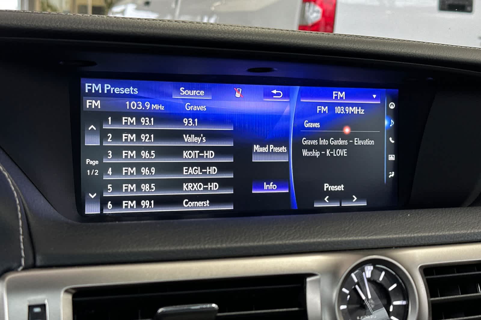 Thumbnail: 2019 Lexus GS - 19