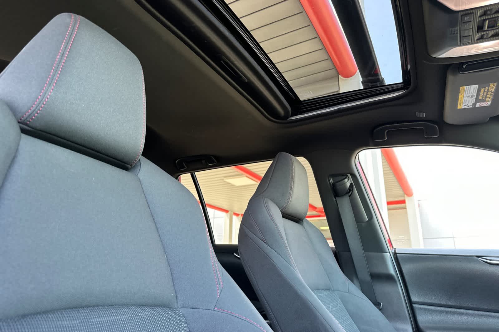 2023 Toyota RAV4 Prime SE 18