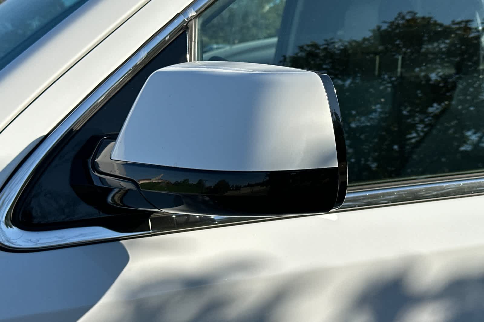 Thumbnail: 2019 GMC Yukon - 21