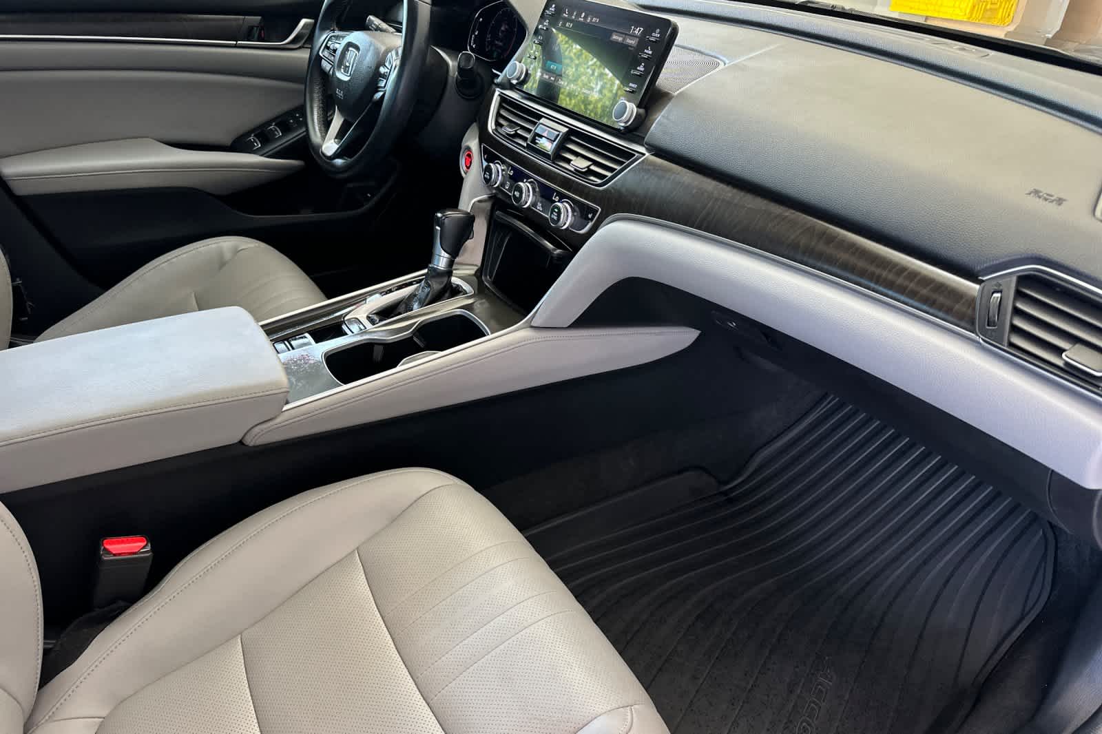 Thumbnail: 2018 Honda Accord - 16