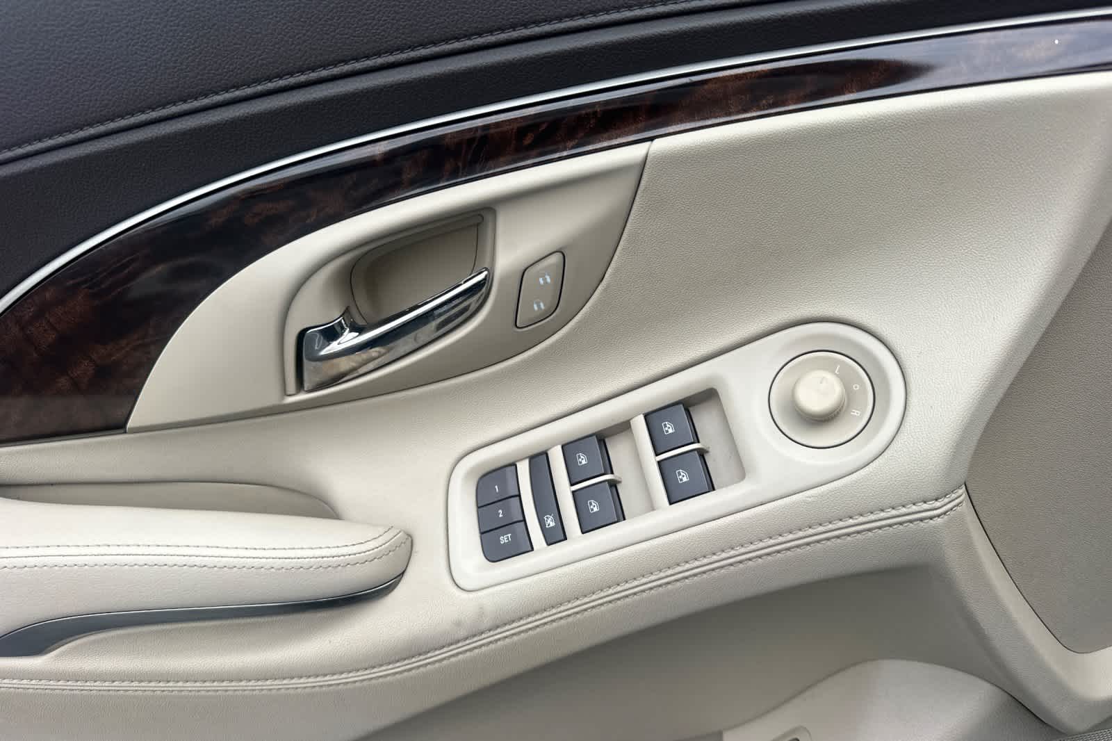 Thumbnail: 2015 Buick LaCrosse - 12