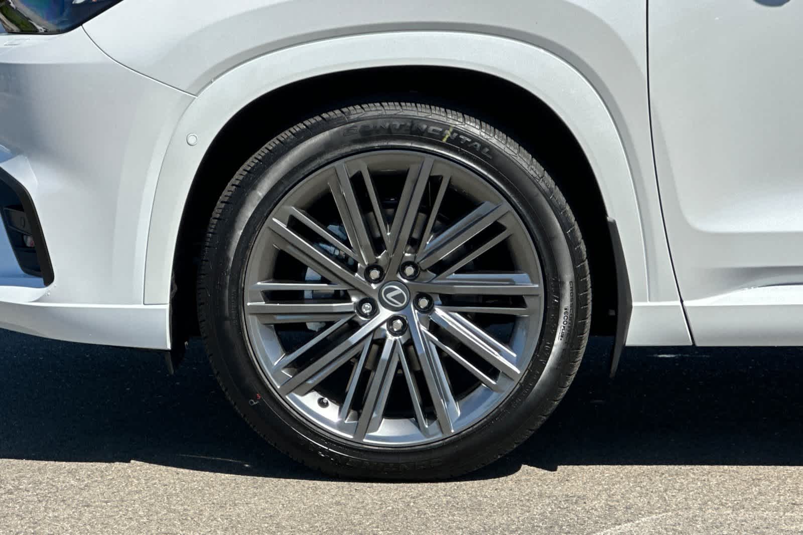 Thumbnail: 2026 Lexus TX - 32