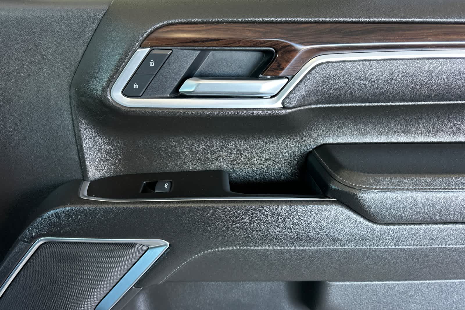 Thumbnail: 2025 GMC Sierra 1500 - 18