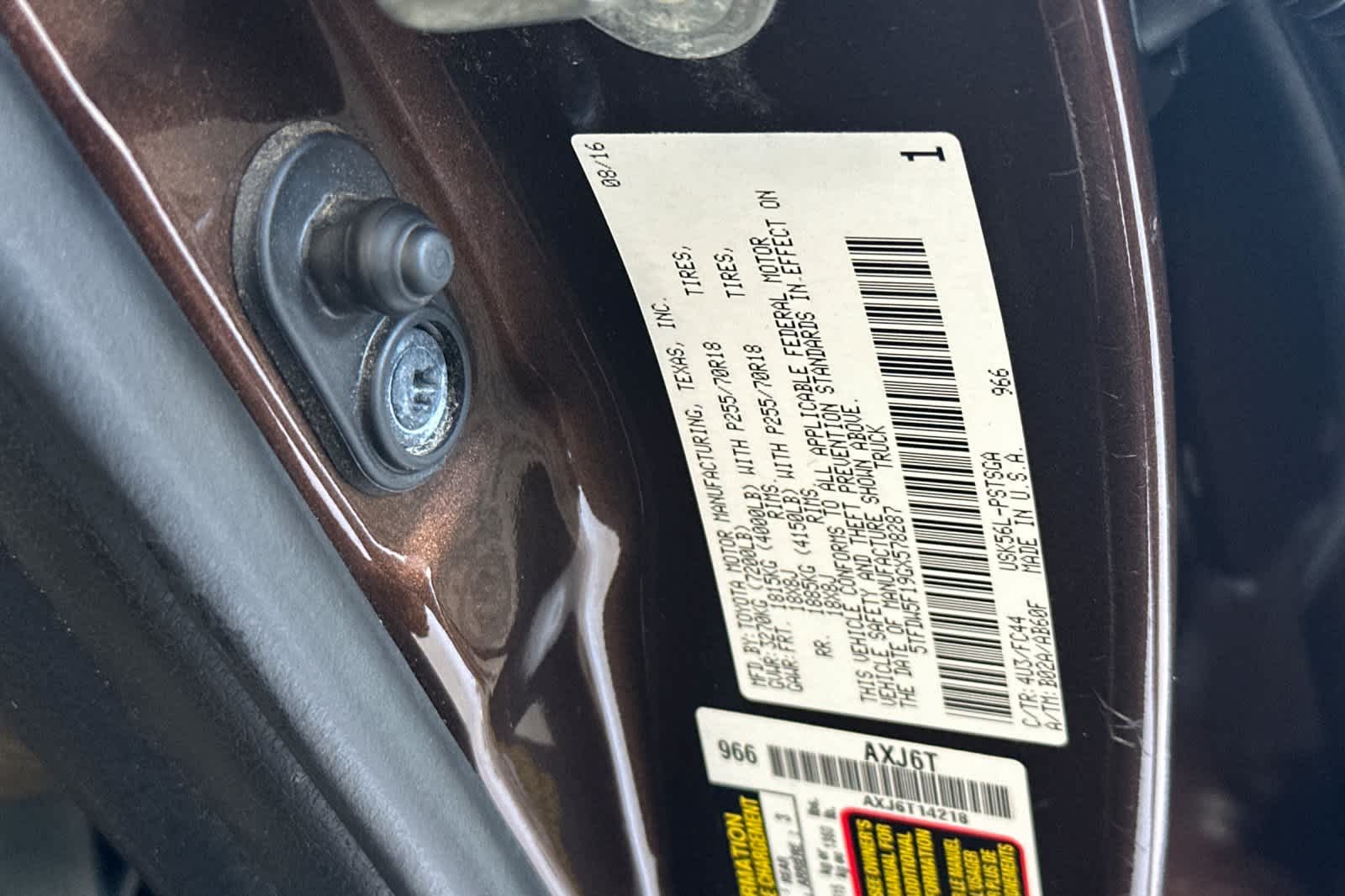 Thumbnail: 2016 Toyota Tundra - 31