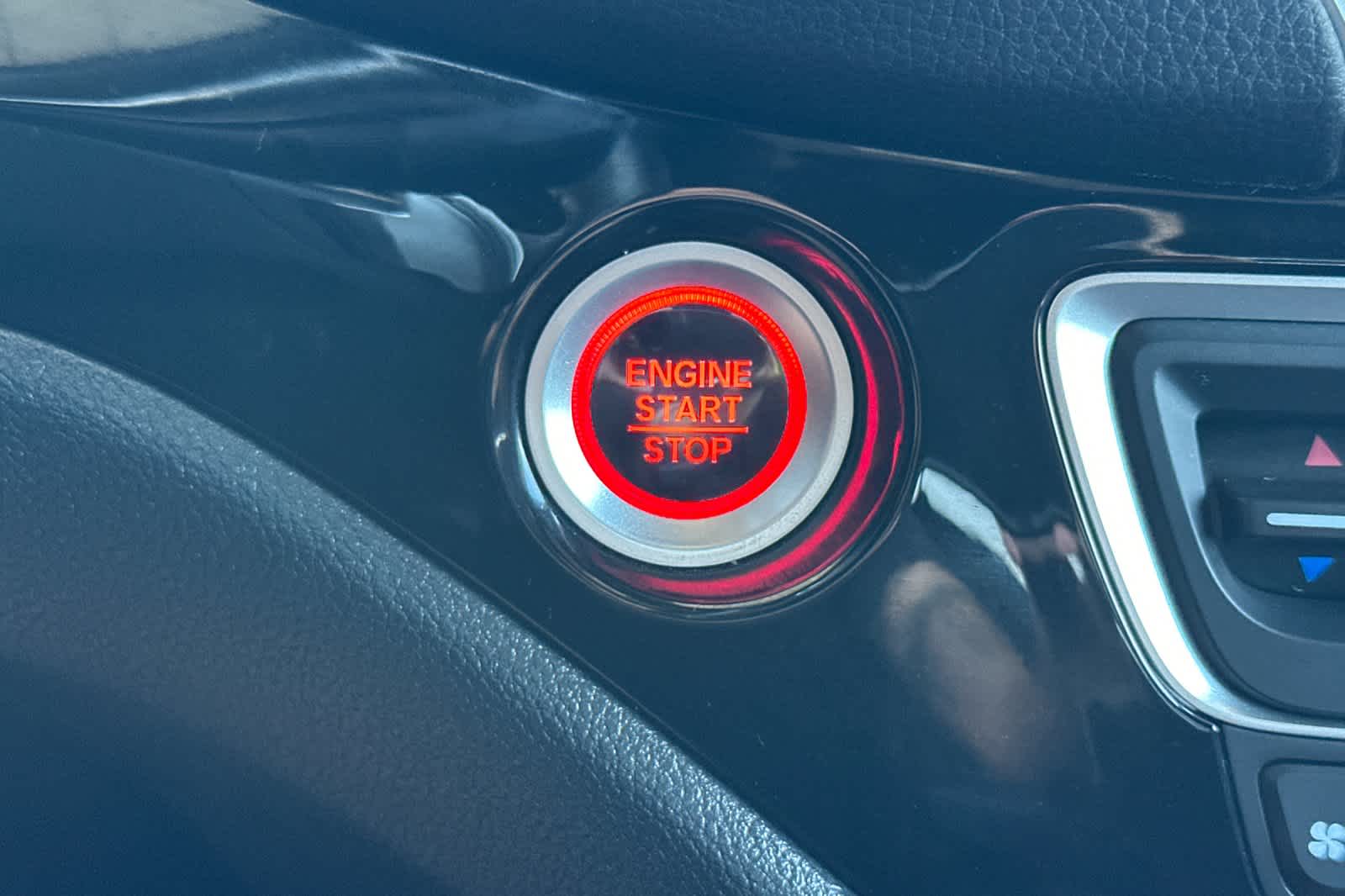 Thumbnail: 2022 Honda Ridgeline - 24