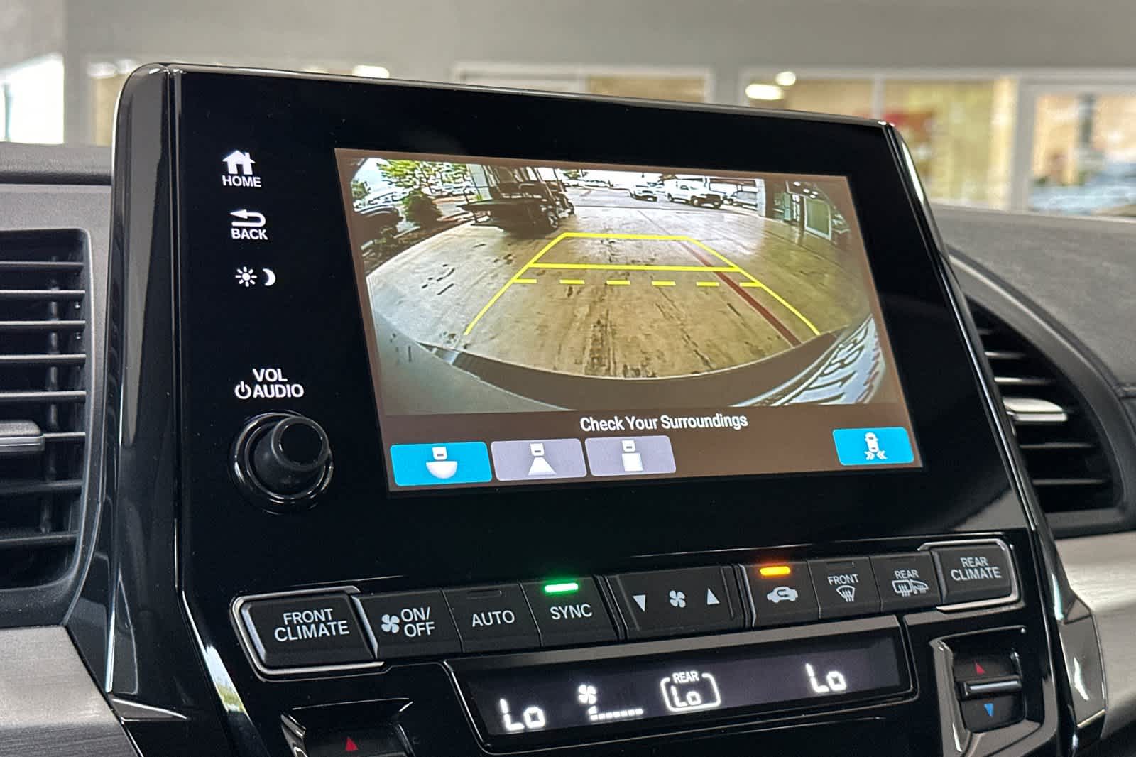 Thumbnail: 2019 Honda Odyssey - 21