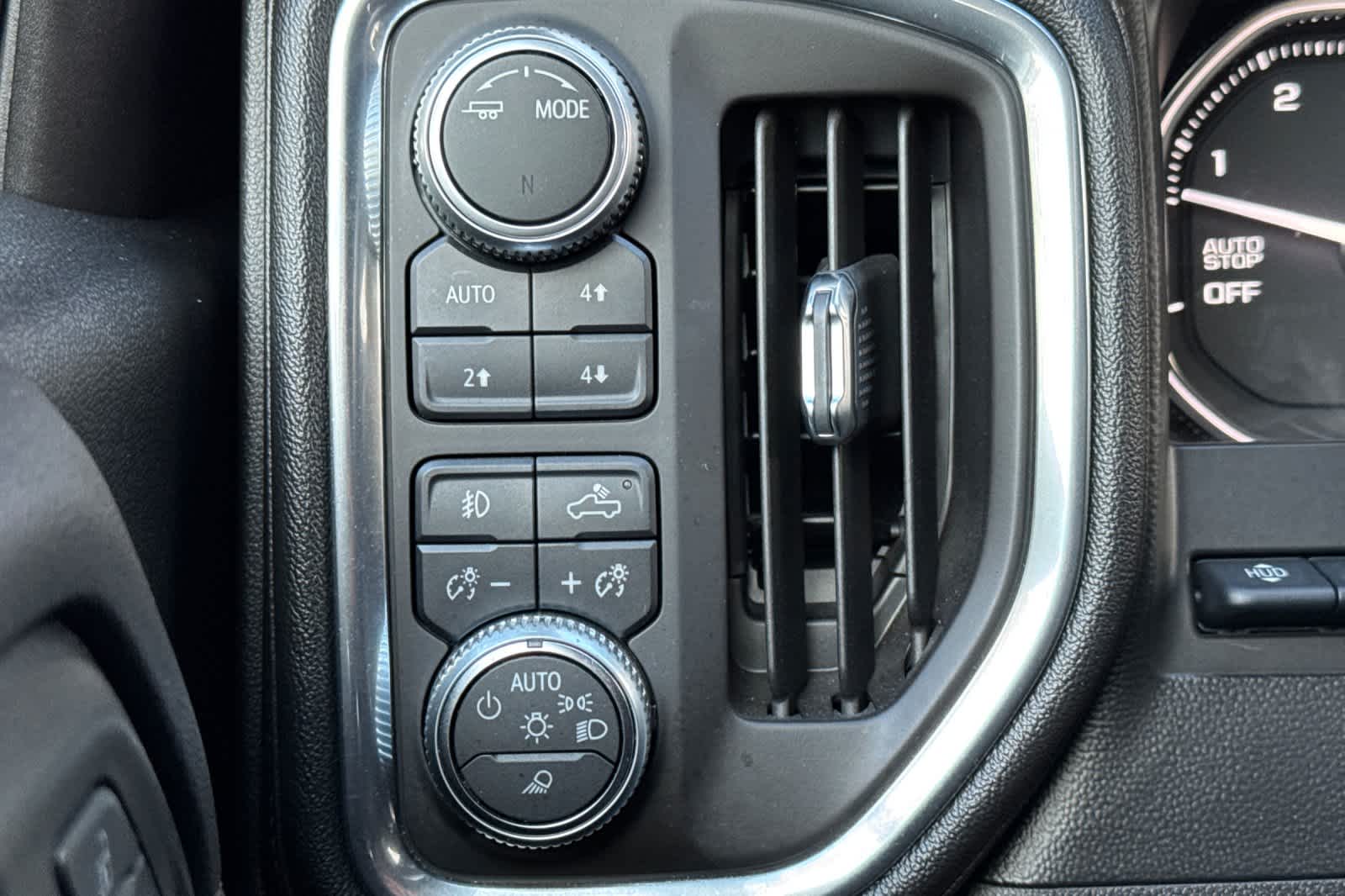 Thumbnail: 2020 GMC Sierra 1500 - 31