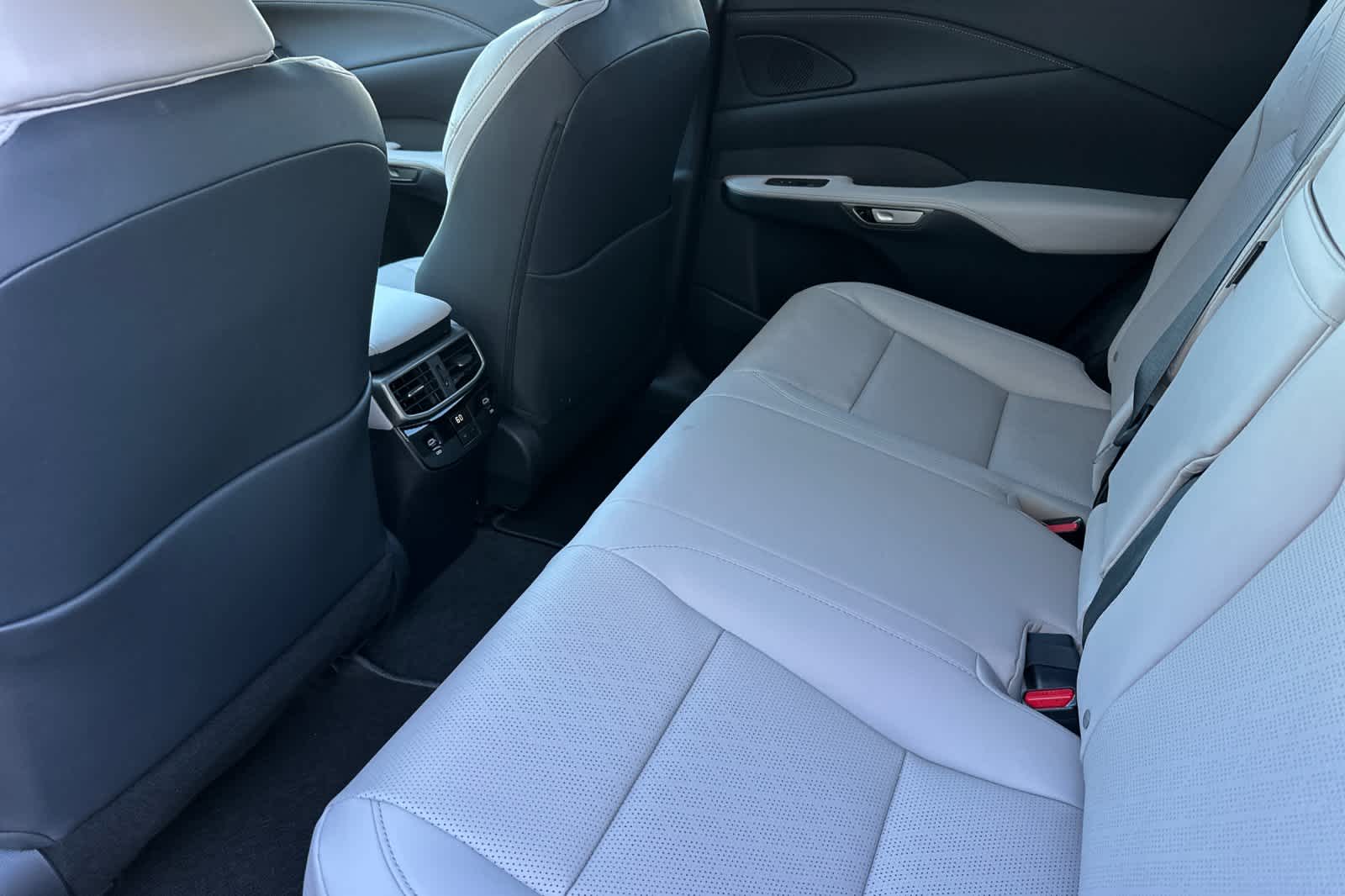 Thumbnail: 2026 Lexus RX - 4