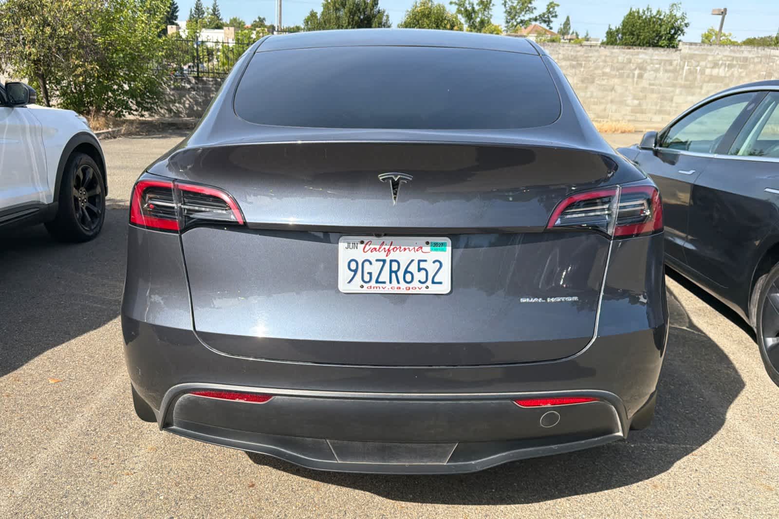 Thumbnail: 2023 Tesla Model Y - 4