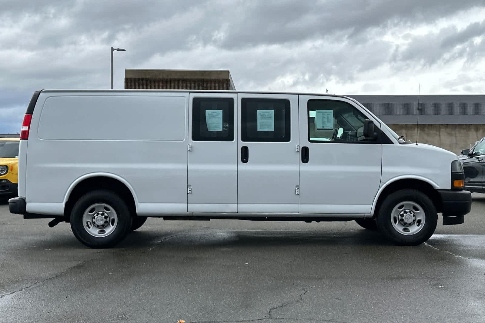 Thumbnail: 2020 Chevrolet Express - 4