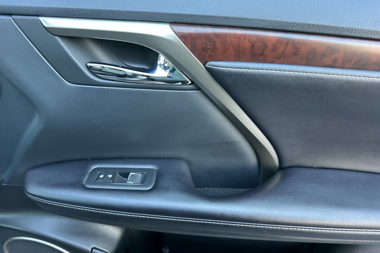 Thumbnail: 2020 Lexus RX - 19